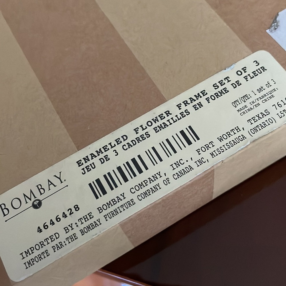 SET/3 FRAMES BOMBAY COMPANY Set of 3 Enameled Flower Frames, New in sealed box - Picture 7 of 12